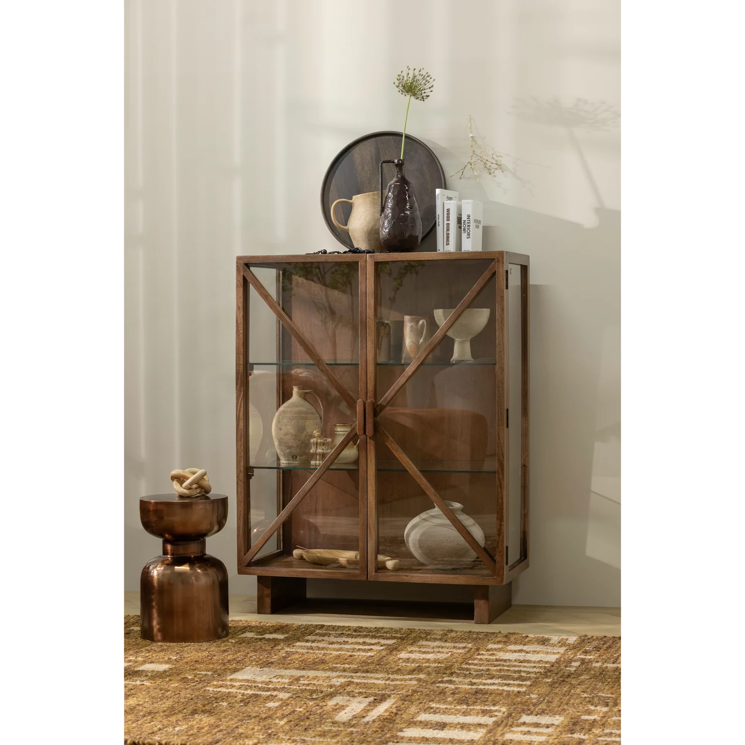 Vitrinekast Kella Mangohout En Glas, 132 X 100Cm - Afbeelding 2