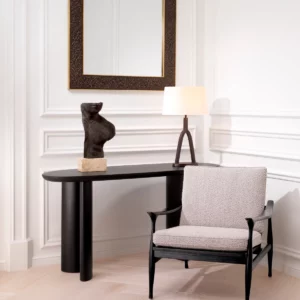 Alternative view of Chair Manzo